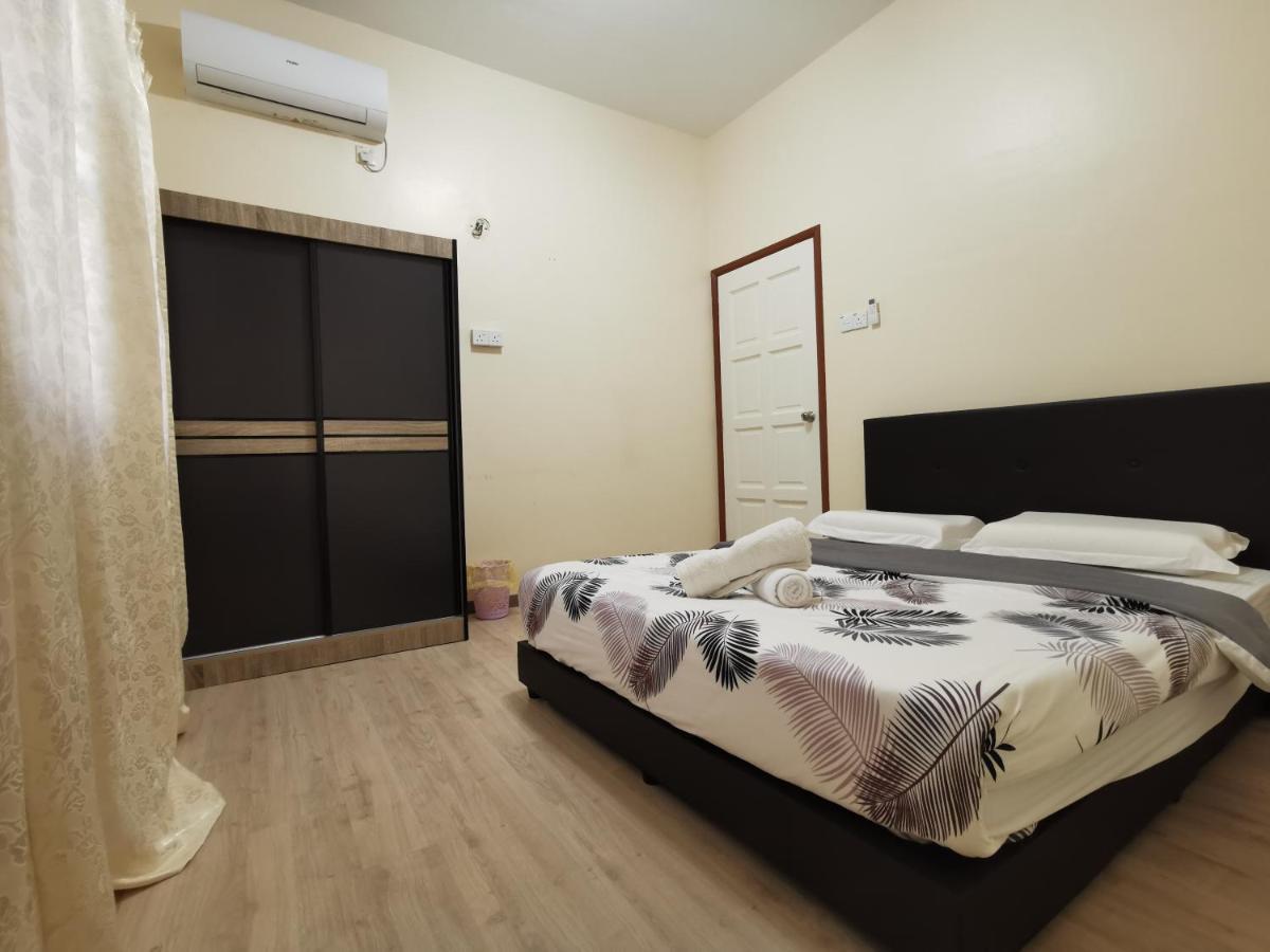 Diy Palm Court Bedroom Kuantan Kültér fotó