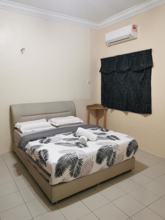 Diy Palm Court Bedroom Kuantan Kültér fotó