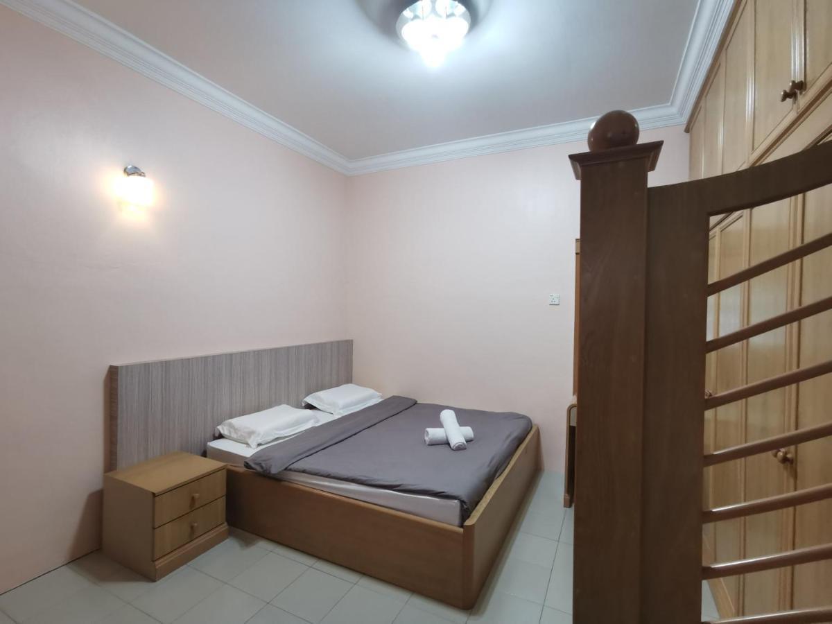 Diy Palm Court Bedroom Kuantan Kültér fotó