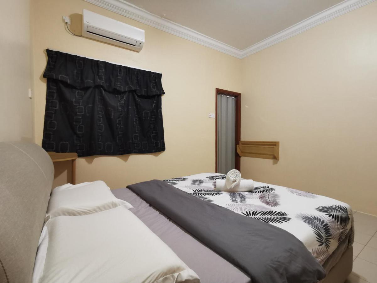 Diy Palm Court Bedroom Kuantan Kültér fotó